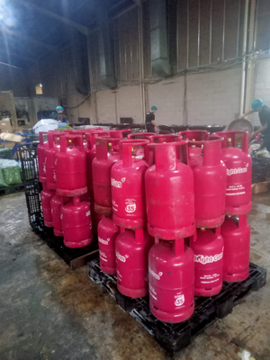 Persiapan gudang